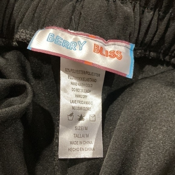 Paperbag high waisted black shorts M - Picture 7 of 7